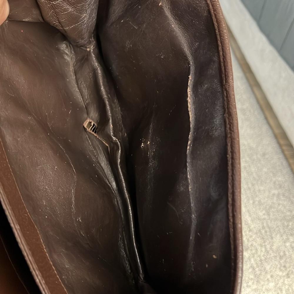 Gucci Brown and Cream Women's Bag, signs of wear, no smells, good condition. - Picture 10 of 11